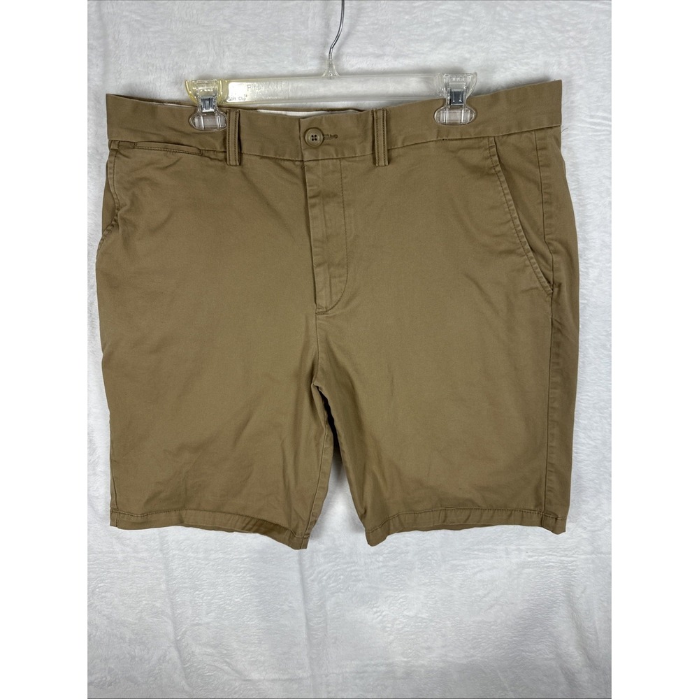 OLD NAVY Chino Shorts Men's Ultimate Slim Sz 38 x 10 Tan Flat Front Campus Camp